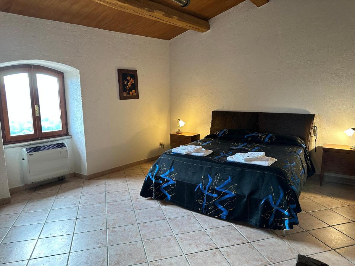 Relais Borgo Lizori Country House Campello sul Clitunno Bagian luar foto