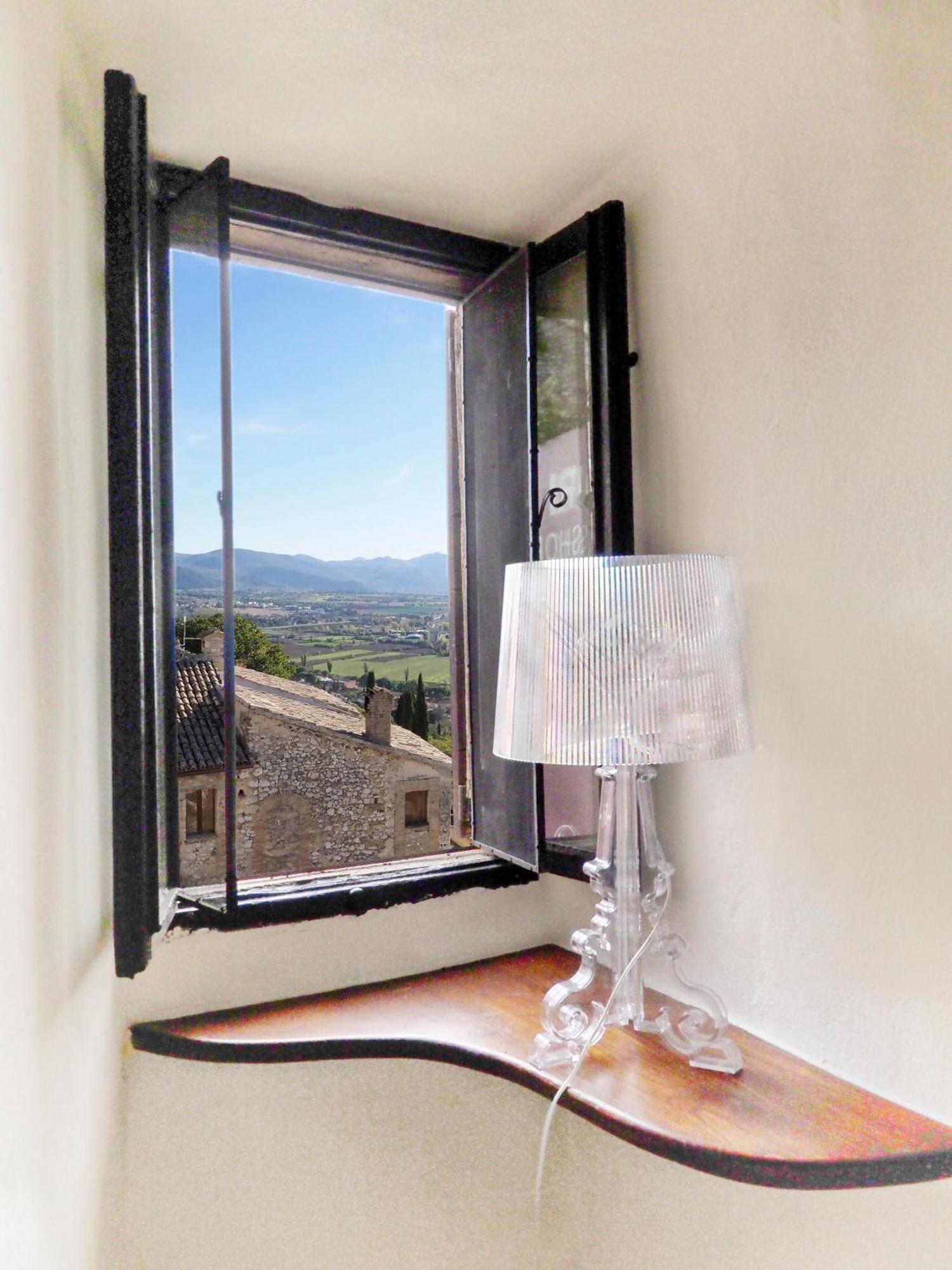 Relais Borgo Lizori Country House Campello sul Clitunno Bagian luar foto