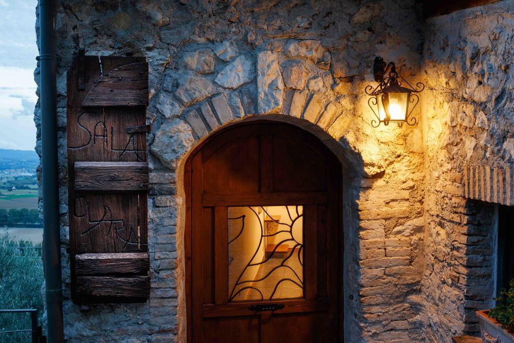 Relais Borgo Lizori Country House Campello sul Clitunno Bagian luar foto