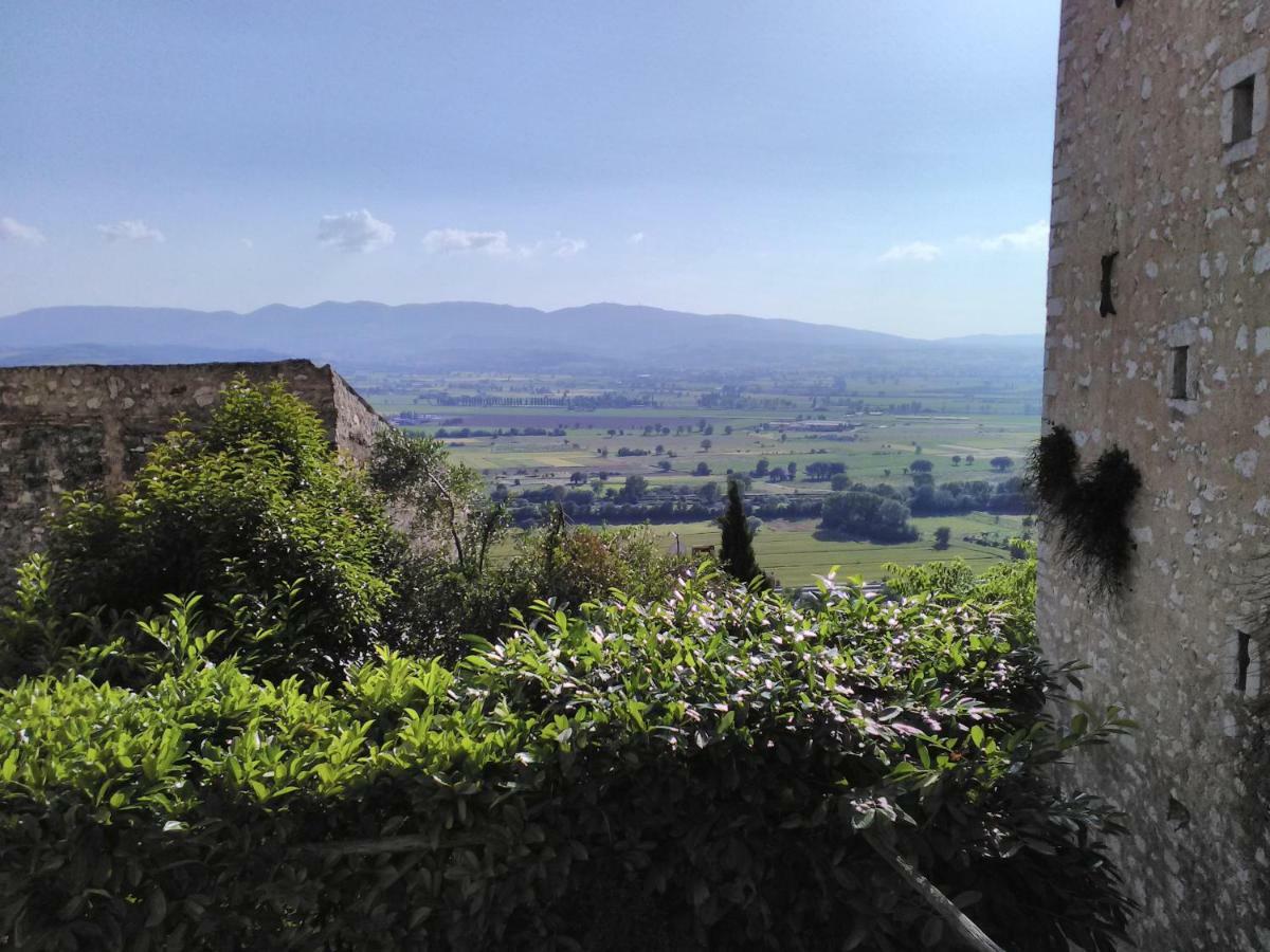 Relais Borgo Lizori Country House Campello sul Clitunno Bagian luar foto